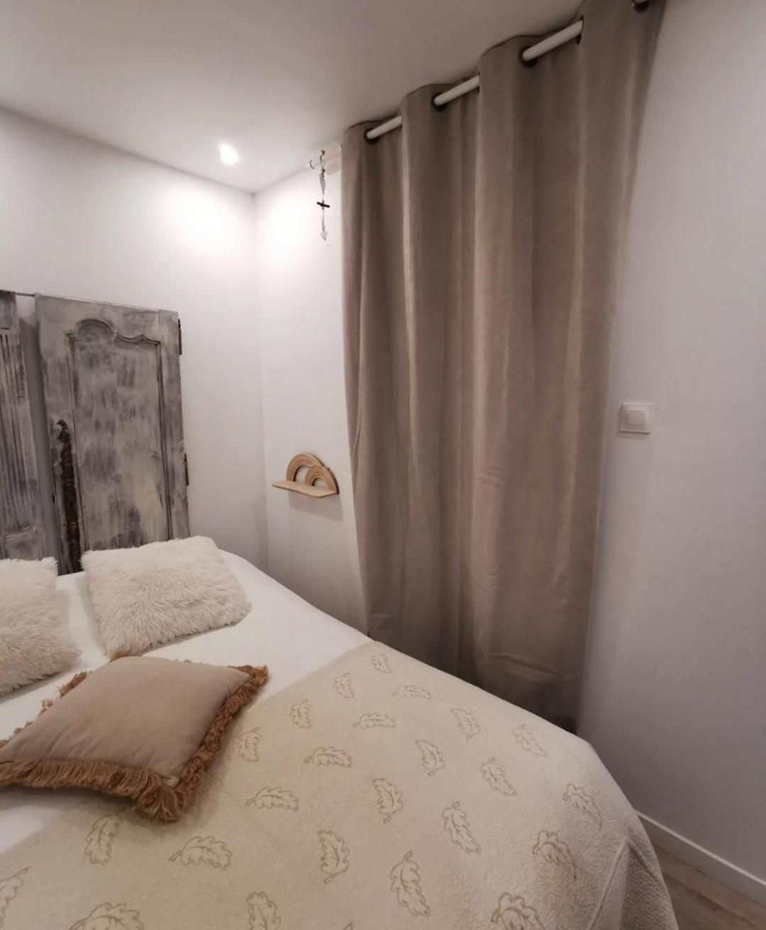Au Poeme Du Chene, Logement Independant, Calme, Parking Gratuit Basse-Goulaine Luaran gambar